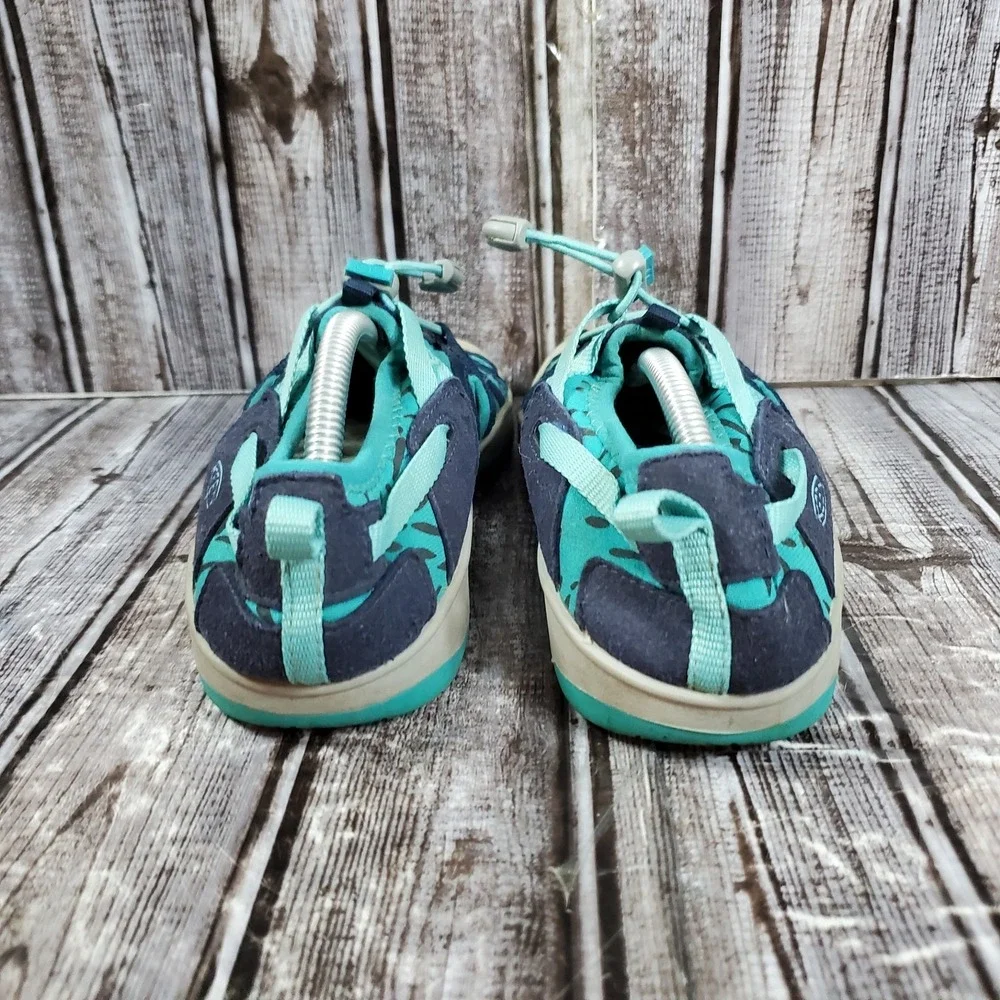 KEEN Youth Big Kid Moxie Waterproof Water Shoe Hiking Sandals Blue Aqua Size 5